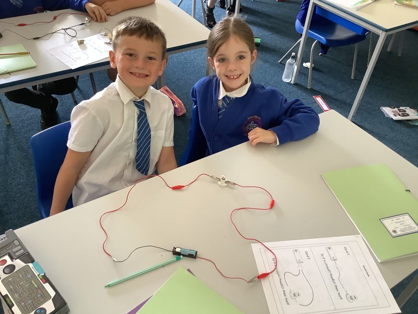 Image of Investigating electrical circuits